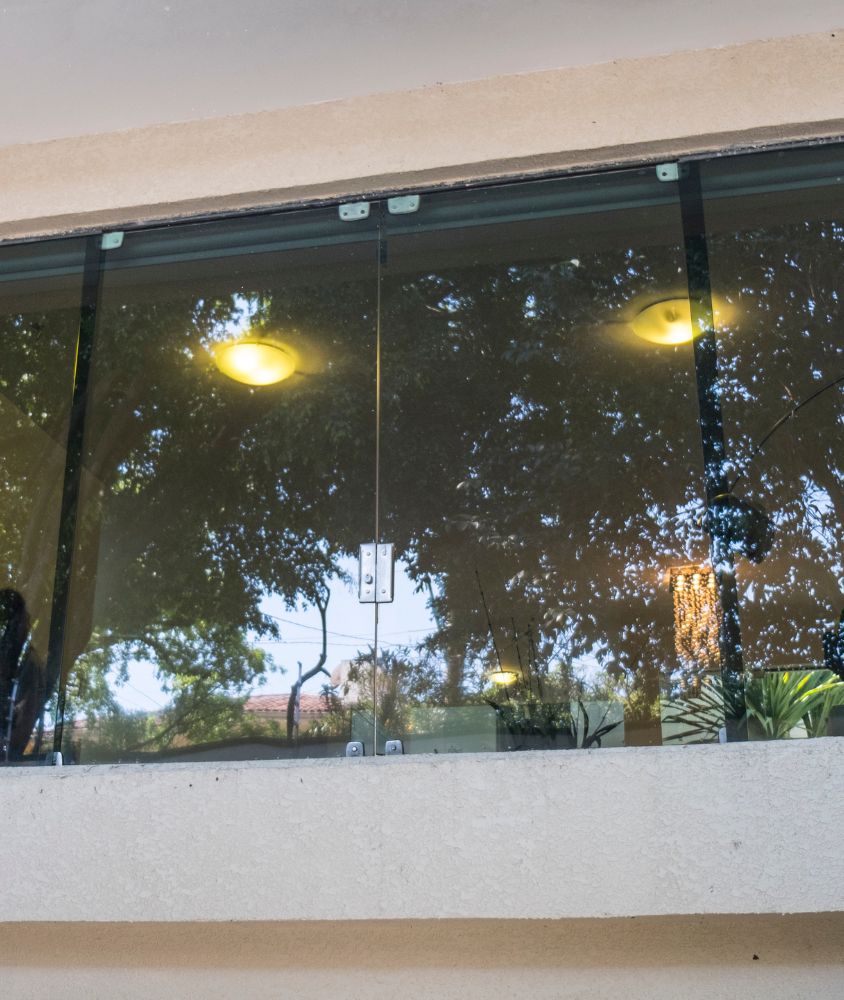 janela de vidro em Petrópolis